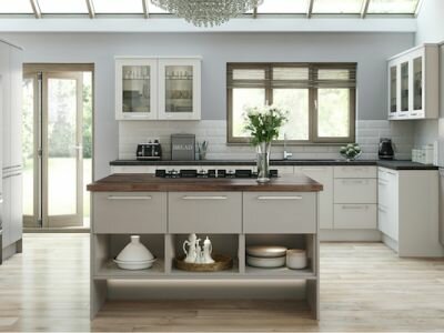 2813 Main Set Shot Images CC 20