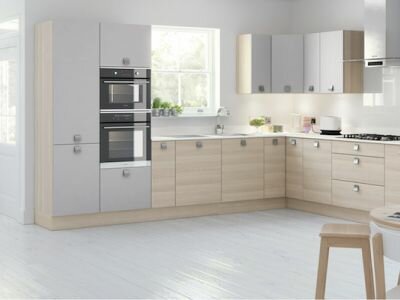 2813 Main Set Shot Images CC 8